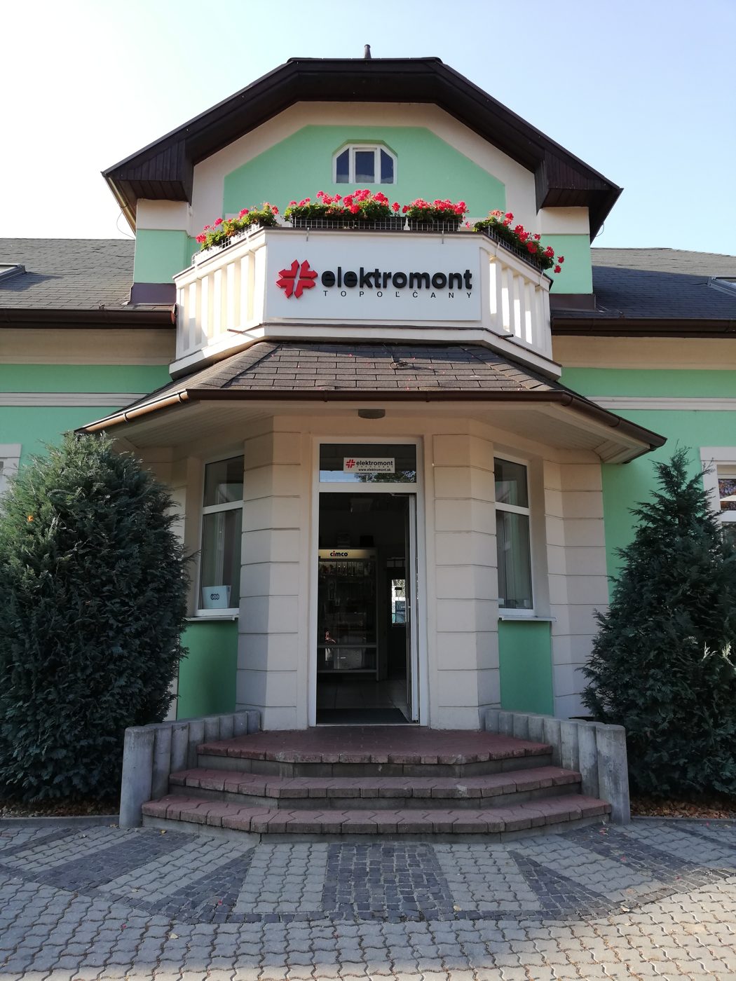 Predajňa elektromateriálu Topoľčany 6